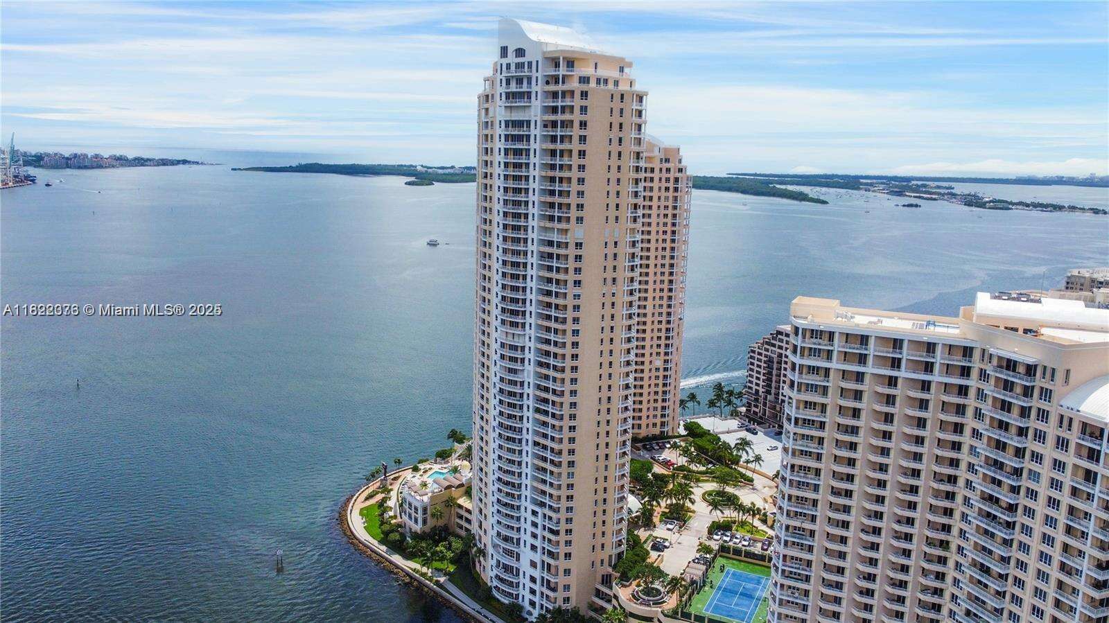 Met 1 at 300 Biscayne Blvd, Miami, FL 33131 - For Sale photo 27