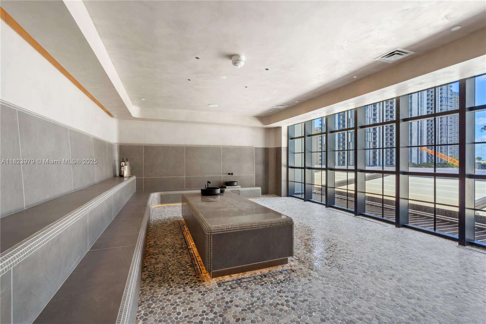 Natiivo | Gale Miami at 601 1st Ave, Miami, FL 33132 - For Sale photo 20