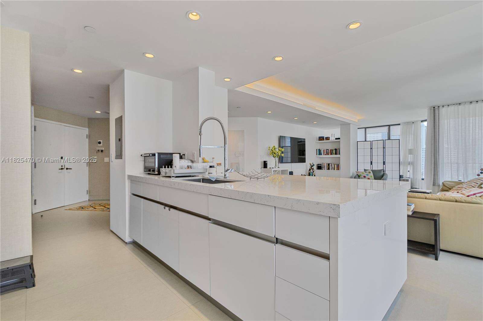 BRICKELL KEY ONE - 520 Brickell Key Dr, Miami, FL 33131 | Picture 1