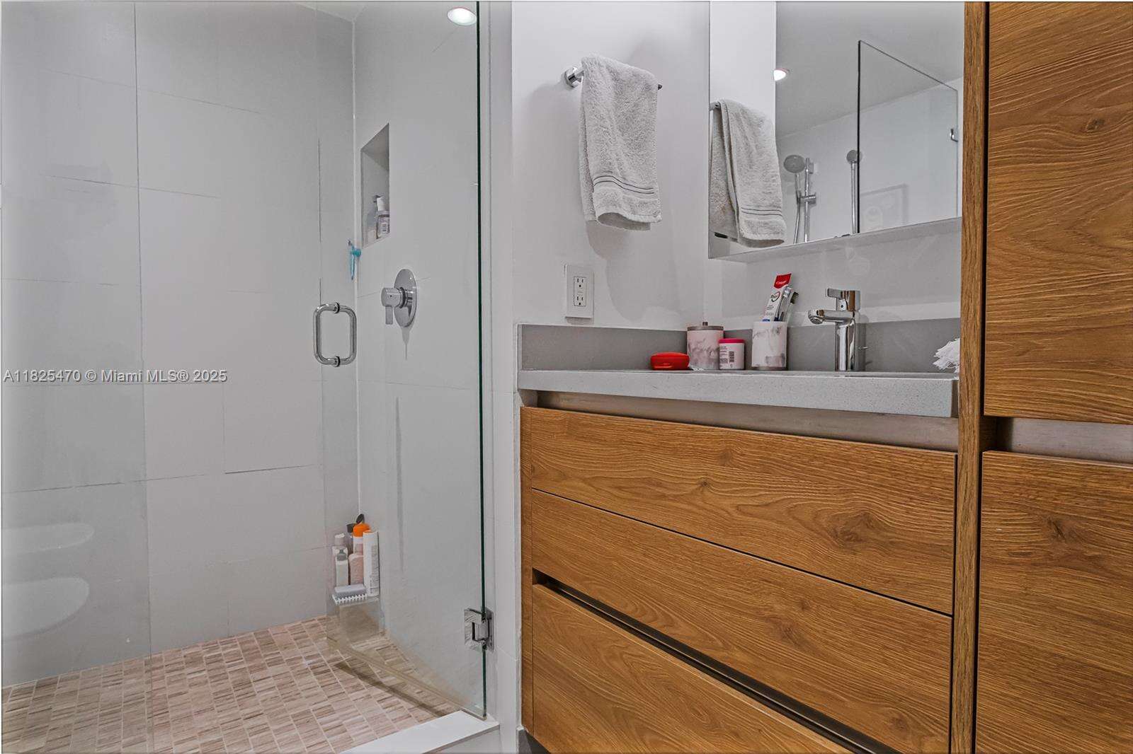 BRICKELL KEY ONE - 520 Brickell Key Dr, Miami, FL 33131 | Picture 22