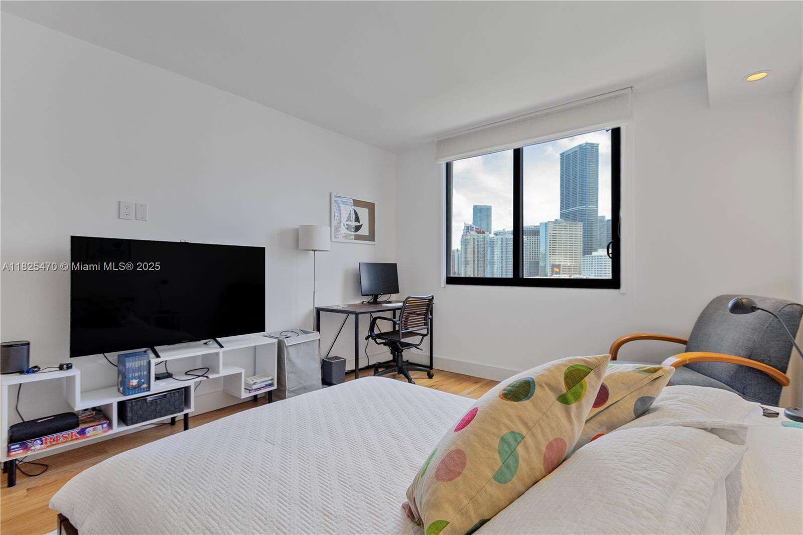 BRICKELL KEY ONE - 520 Brickell Key Dr, Miami, FL 33131 | Picture 25