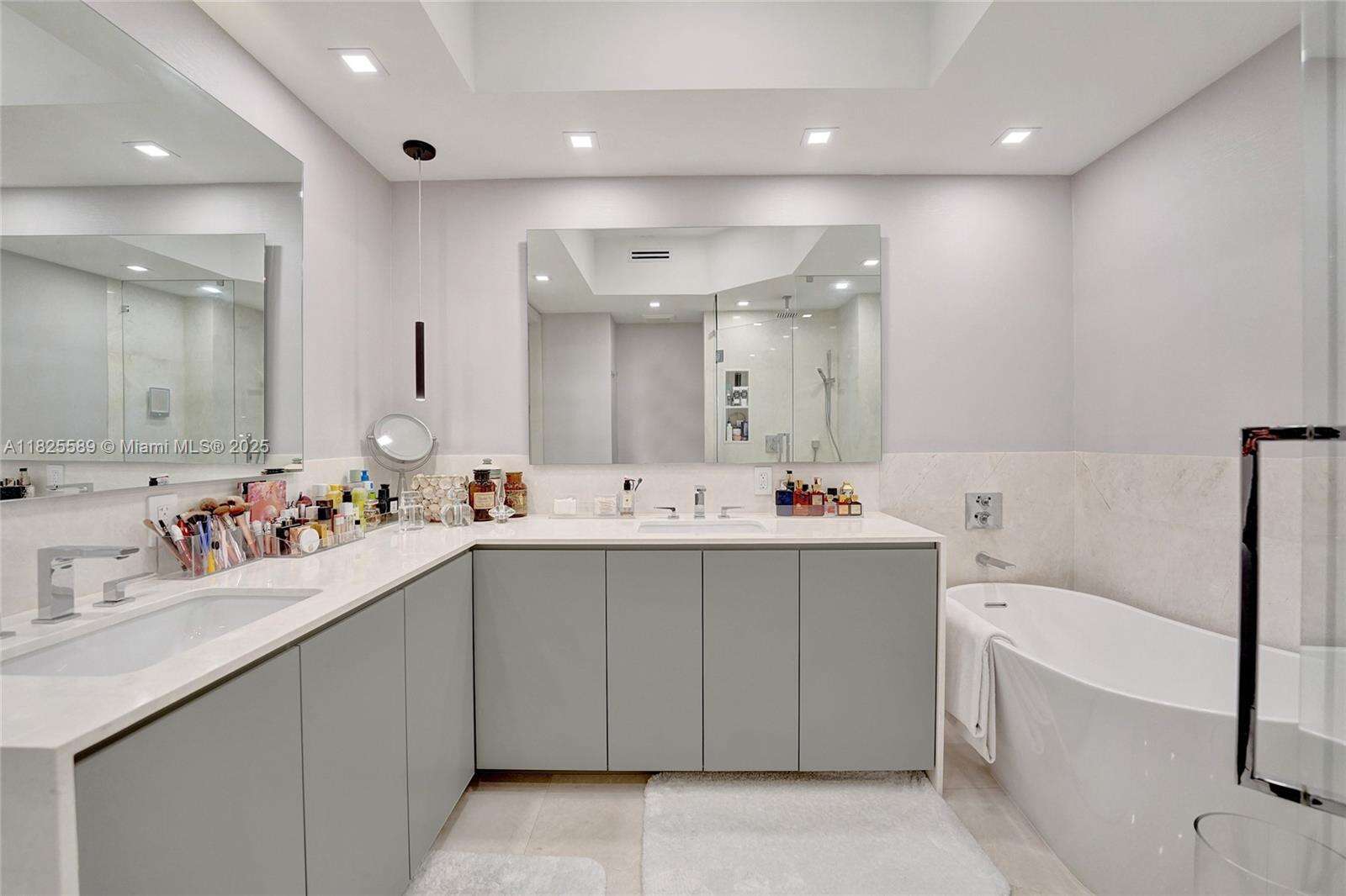 Turnberry Village South at 19900 Country Club Dr, Aventura, FL 33180 - For Sale photo 26