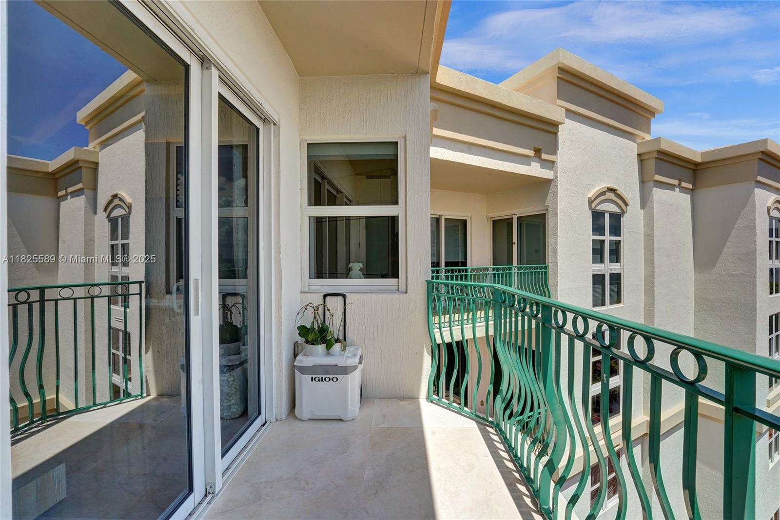 Turnberry Village South at 19900 Country Club Dr, Aventura, FL 33180 - For Sale photo 39