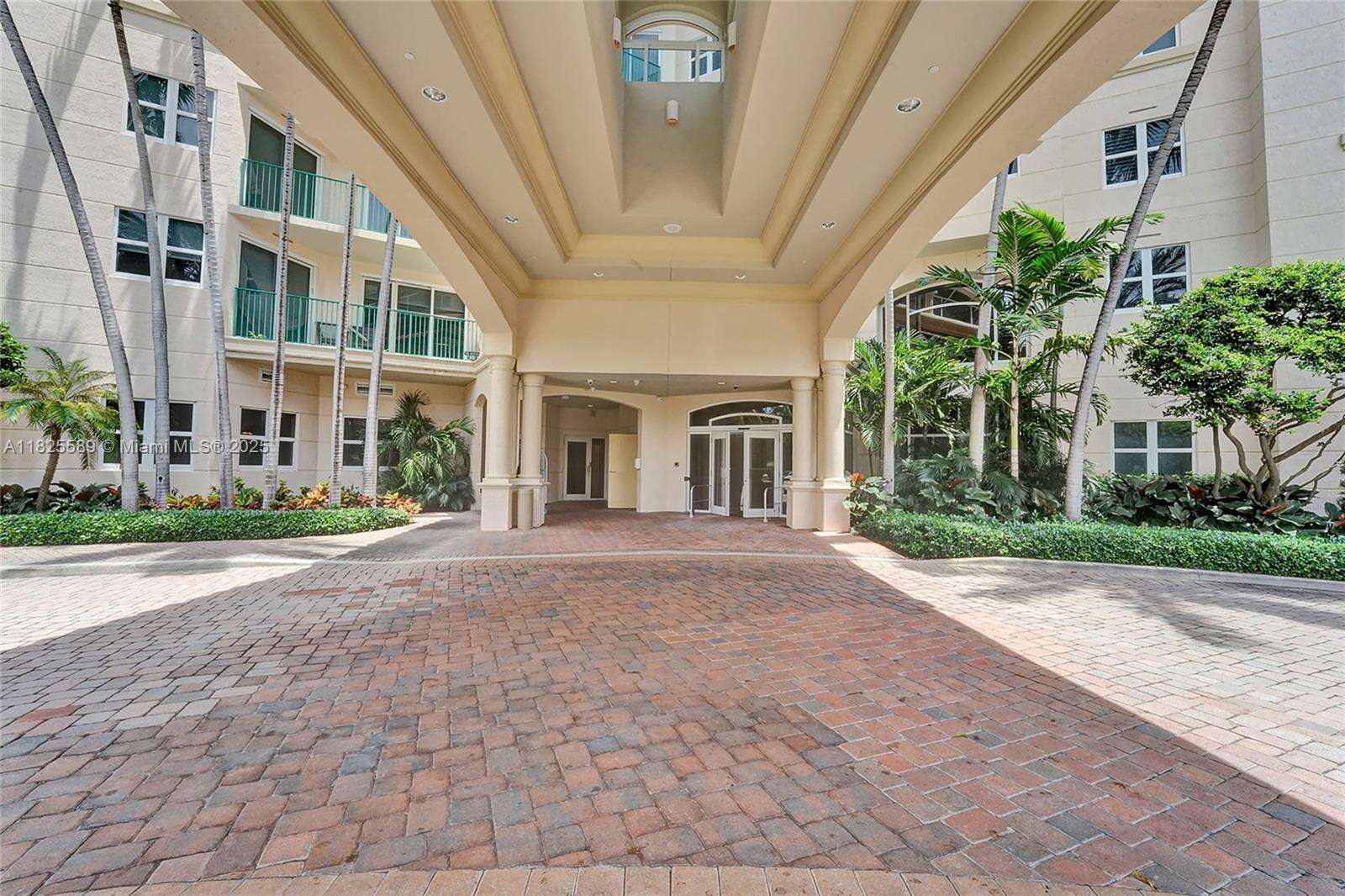 Turnberry Village South at 19900 Country Club Dr, Aventura, FL 33180 - For Sale photo 53