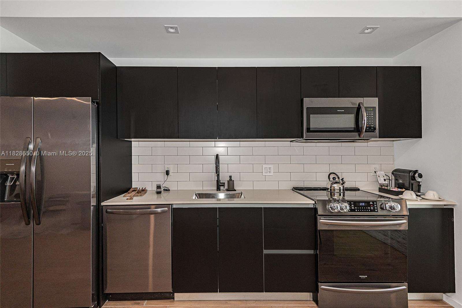 398 NE 5TH STREET - 398 5th St, Miami, FL 33132 | Picture 27