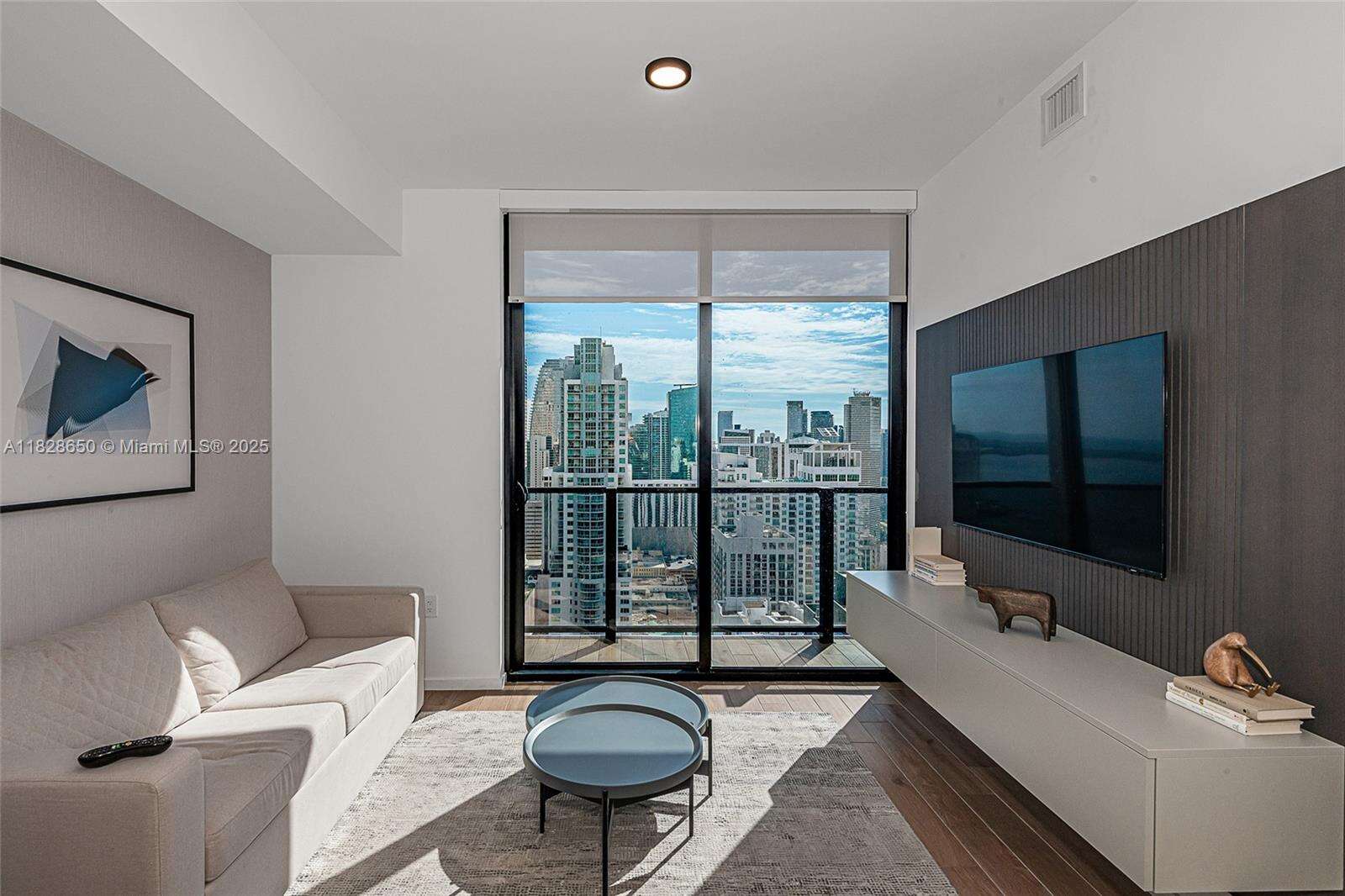 398 NE 5TH STREET - 398 5th St, Miami, FL 33132 | Picture 5