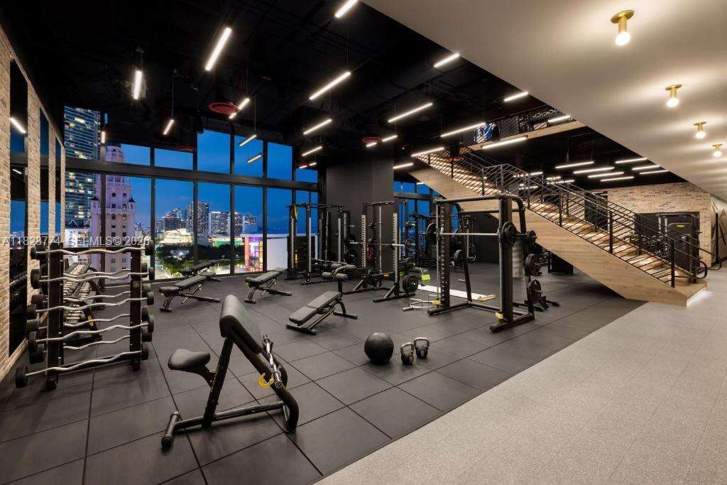 The Elser at 398 5 St, Miami, FL 33132 - For Sale photo 5