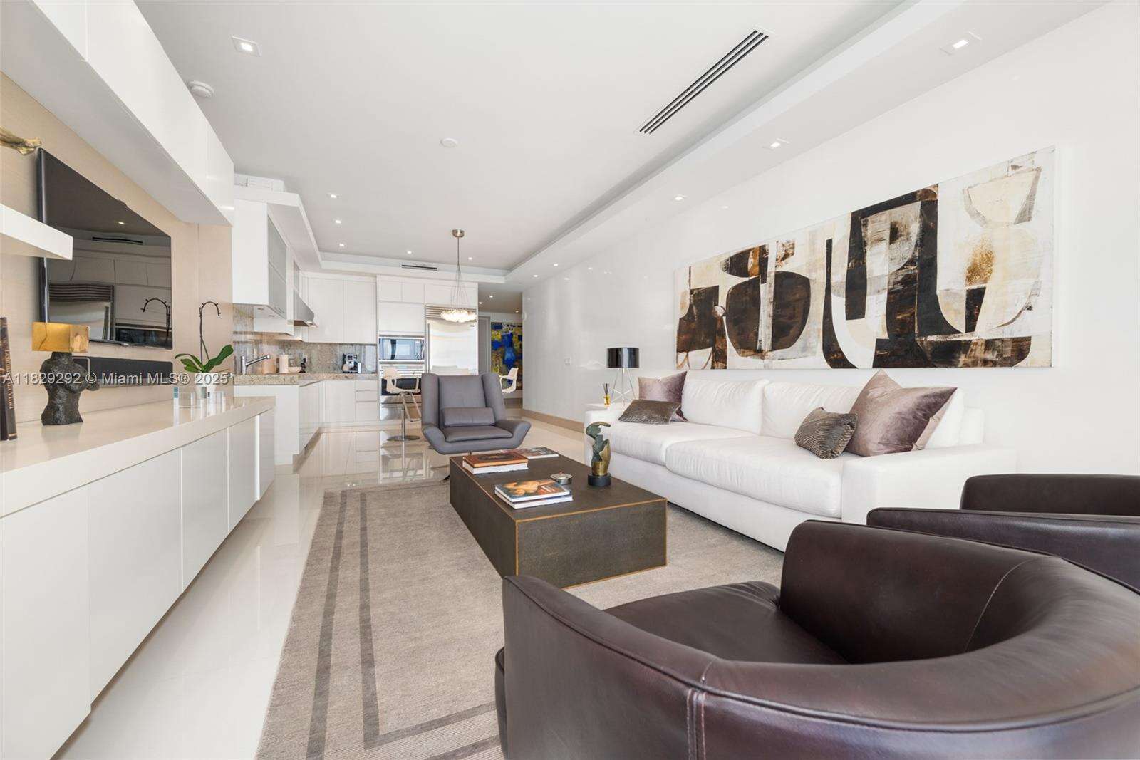 BAL HARBOUR CENTER - 9703 Collins Ave, Bal Harbour, FL 33154 | Picture 13