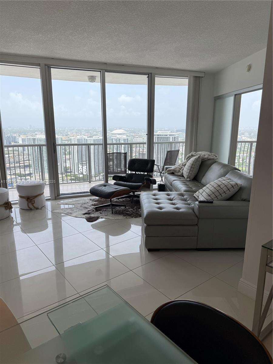 Opera Tower at 1750 Bayshore Dr, Miami, FL 33132 - For Sale photo 1