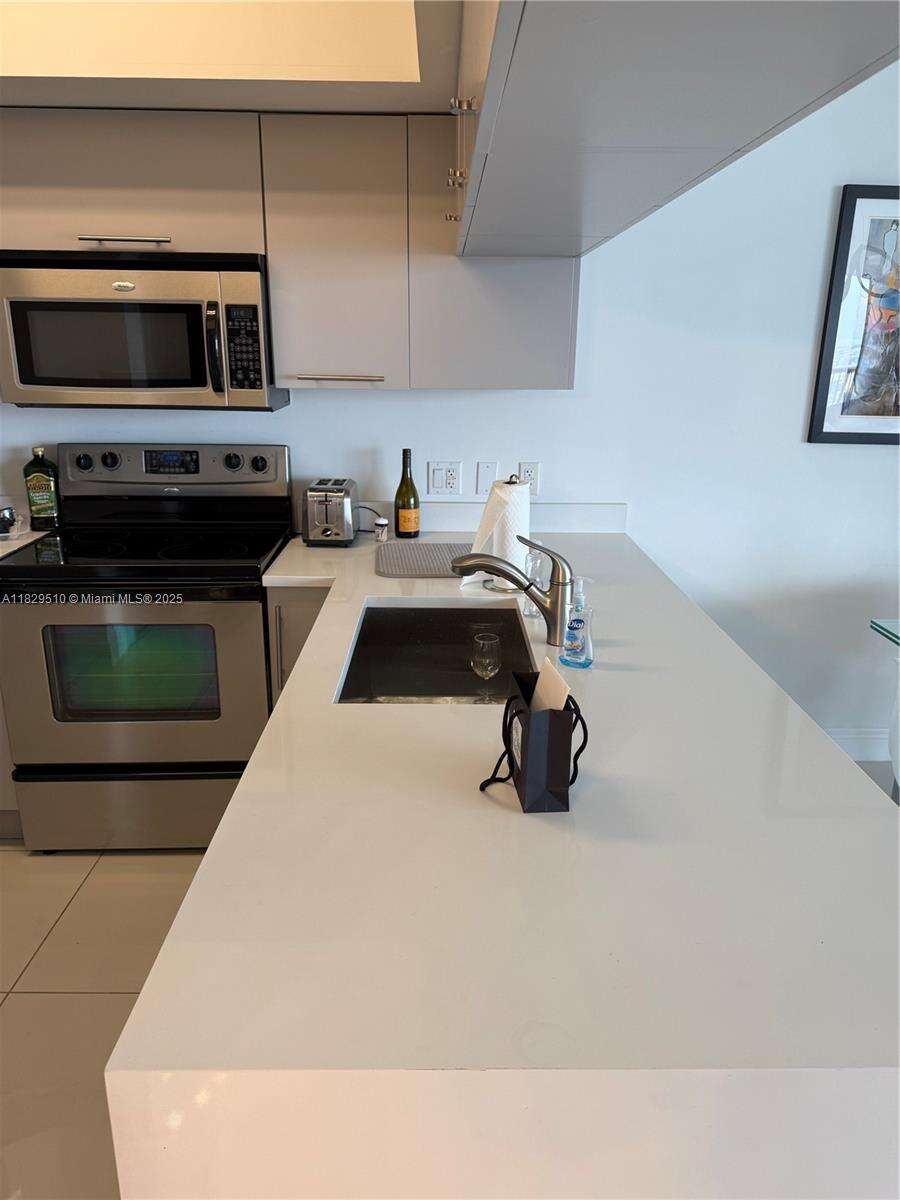 Opera Tower at 1750 Bayshore Dr, Miami, FL 33132 - For Sale photo 28