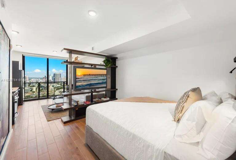 The Elser at 398 5 St, Miami, FL 33132 - For Sale photo 1