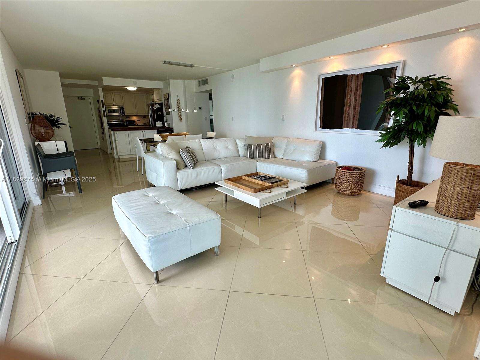 Arlen House at 100 Bayview Dr, Sunny Isles Beach, FL 33160 - For Sale photo 11