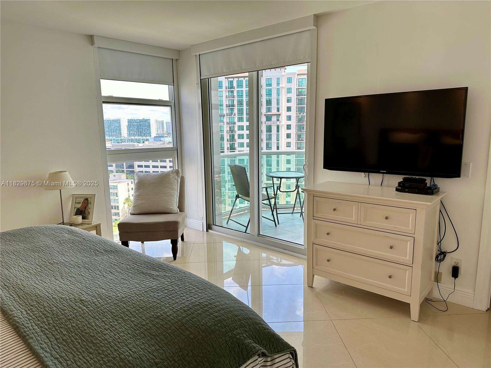 Arlen House at 100 Bayview Dr, Sunny Isles Beach, FL 33160 - For Sale photo 25
