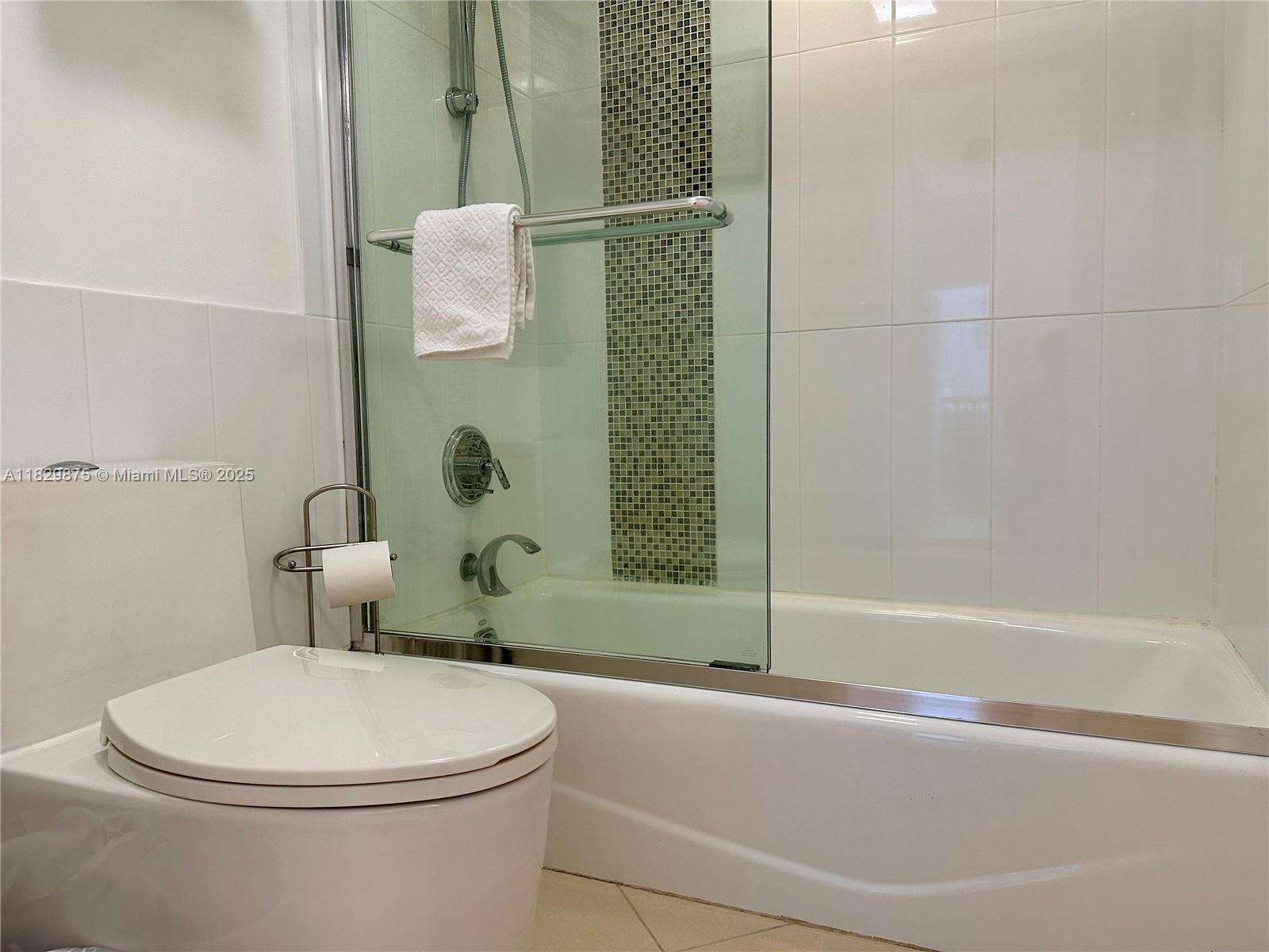 Arlen House at 100 Bayview Dr, Sunny Isles Beach, FL 33160 - For Sale photo 28