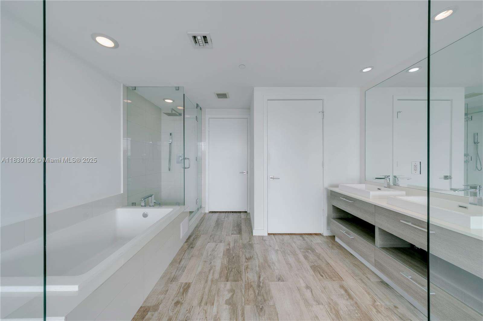 Paraiso Bay at 650 32 St, Miami, FL 33137 - For Sale photo 15