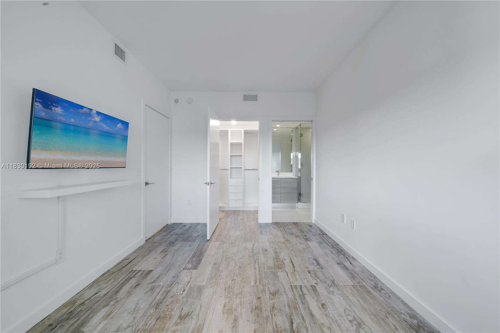 Paraiso Bay at 650 32 St, Miami, FL 33137 - For Sale photo 21