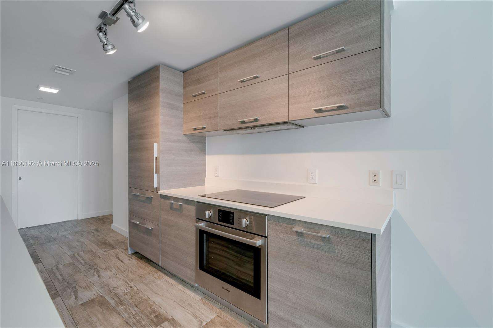 Paraiso Bay at 650 32 St, Miami, FL 33137 - For Sale photo 7