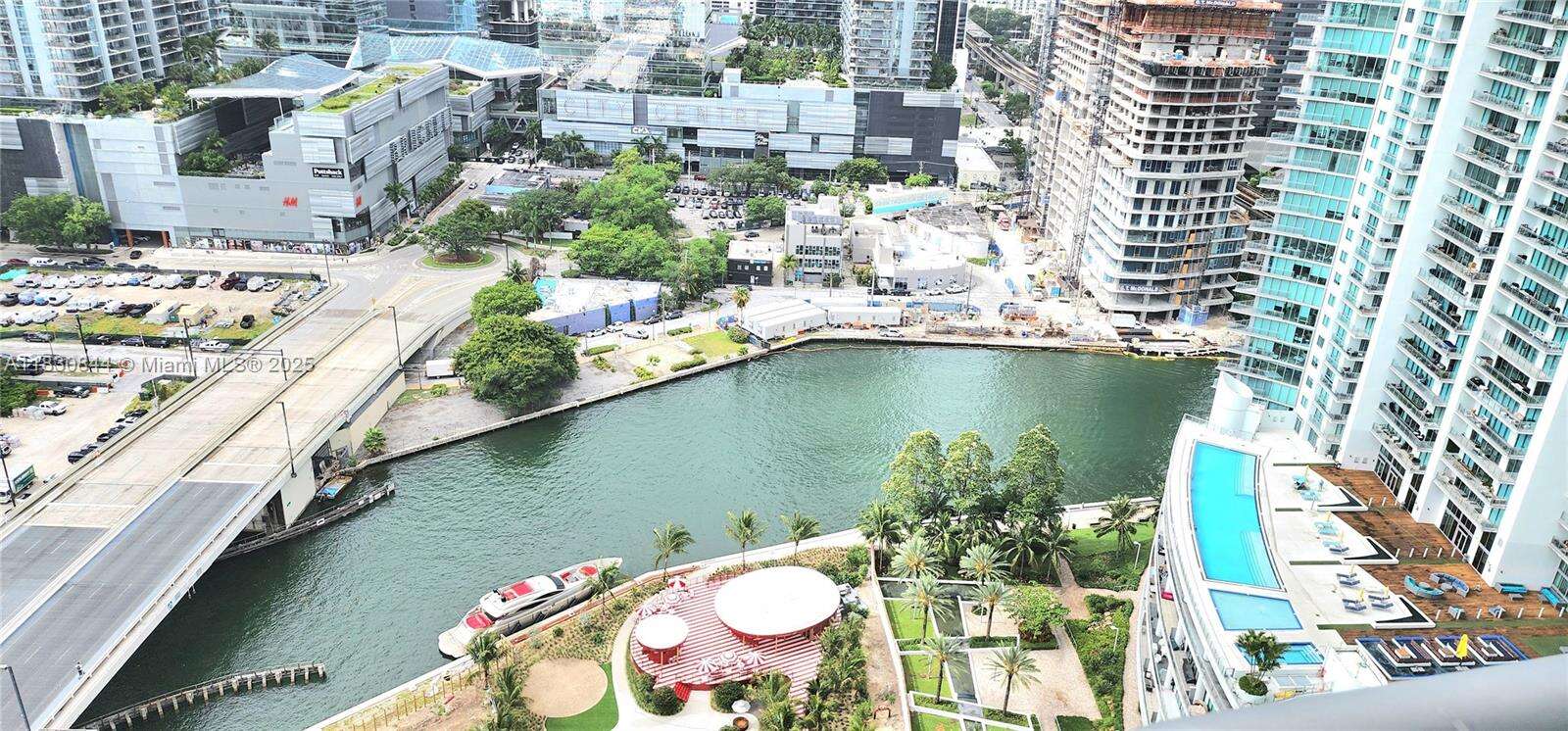 Wind By Neo at 350 Miami Ave, Miami, FL 33130 - For Sale photo 1