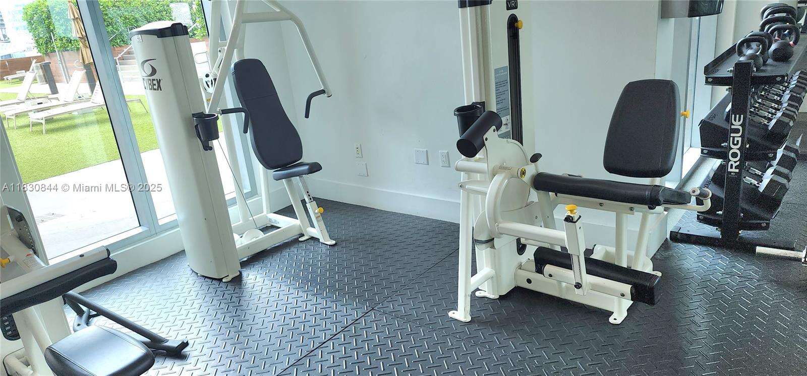 Wind By Neo at 350 Miami Ave, Miami, FL 33130 - For Sale photo 45