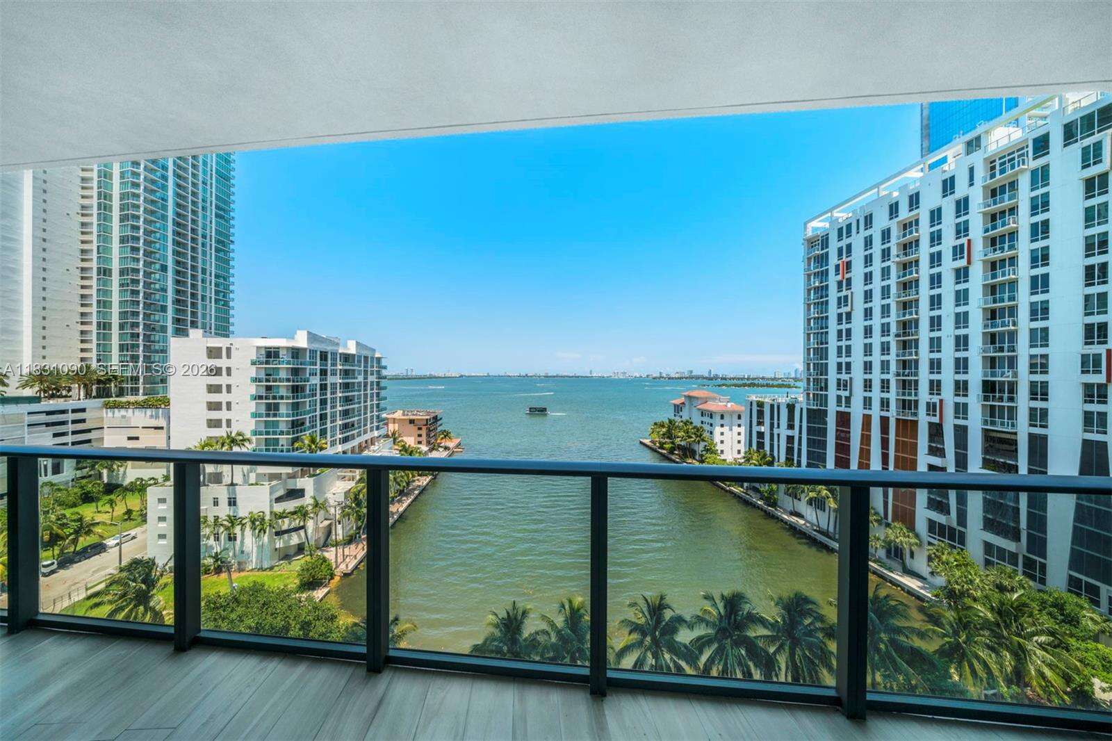 Icon Bay at 460 28 St, Miami, FL 33137 - For Sale photo 1