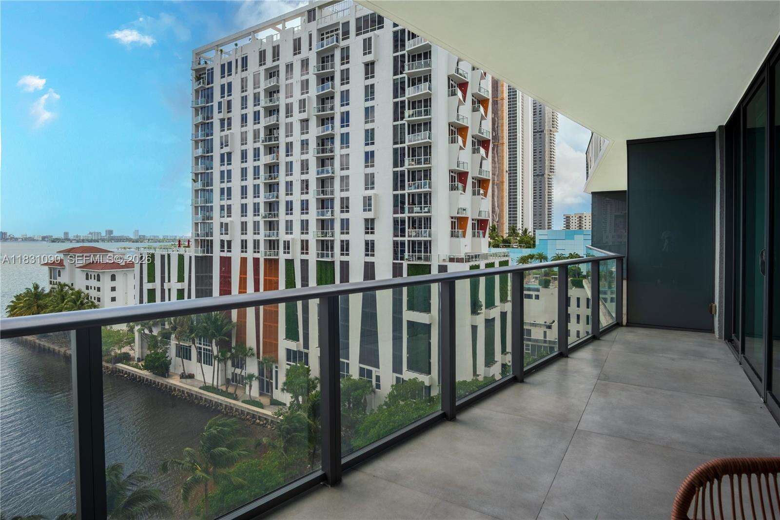 Icon Bay at 460 28 St, Miami, FL 33137 - For Sale photo 22