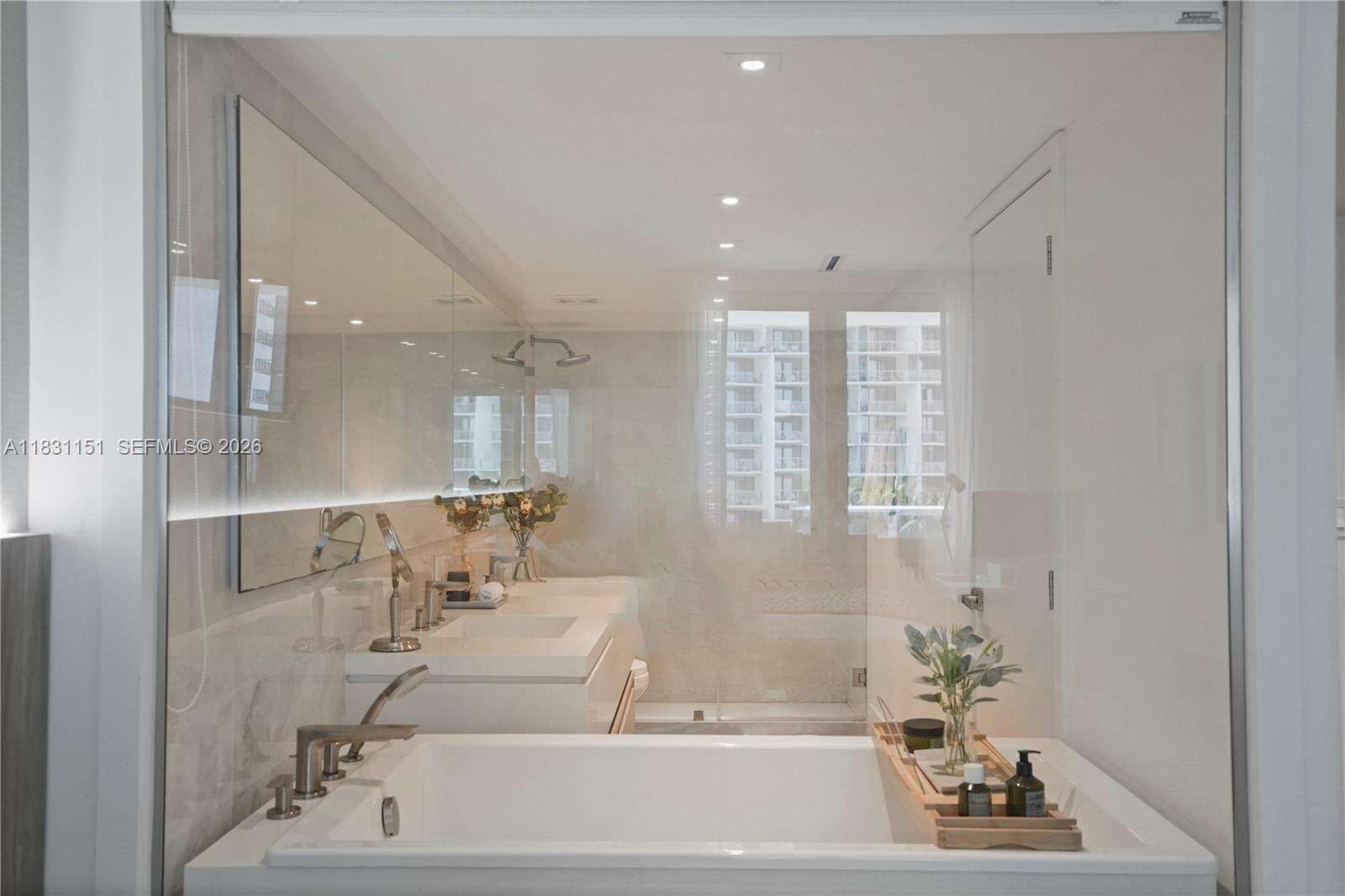 RONEY PALACE - 2301 Collins Ave, Miami Beach, FL 33139 | Picture 38