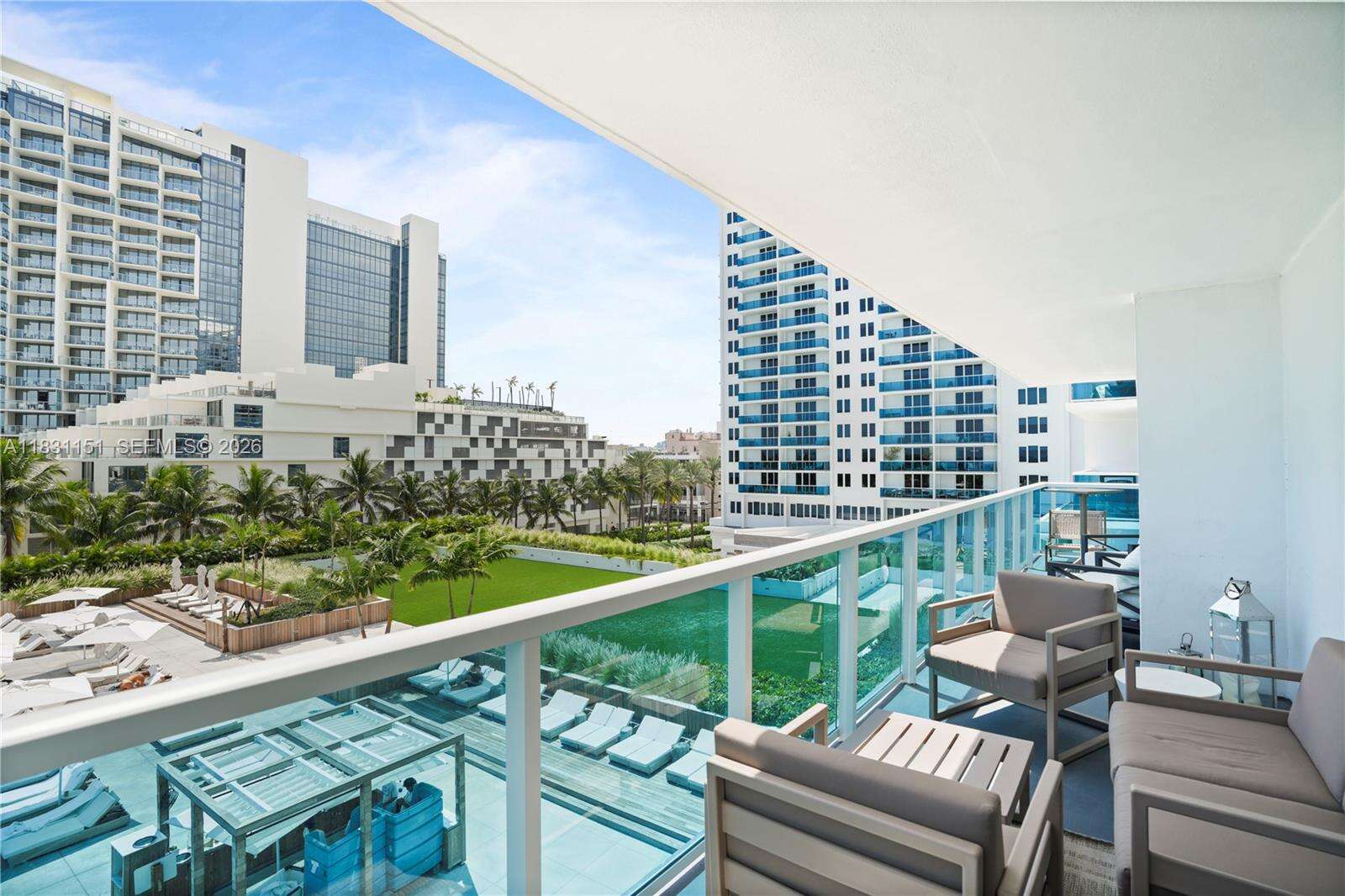 RONEY PALACE - 2301 Collins Ave, Miami Beach, FL 33139 | Picture 39