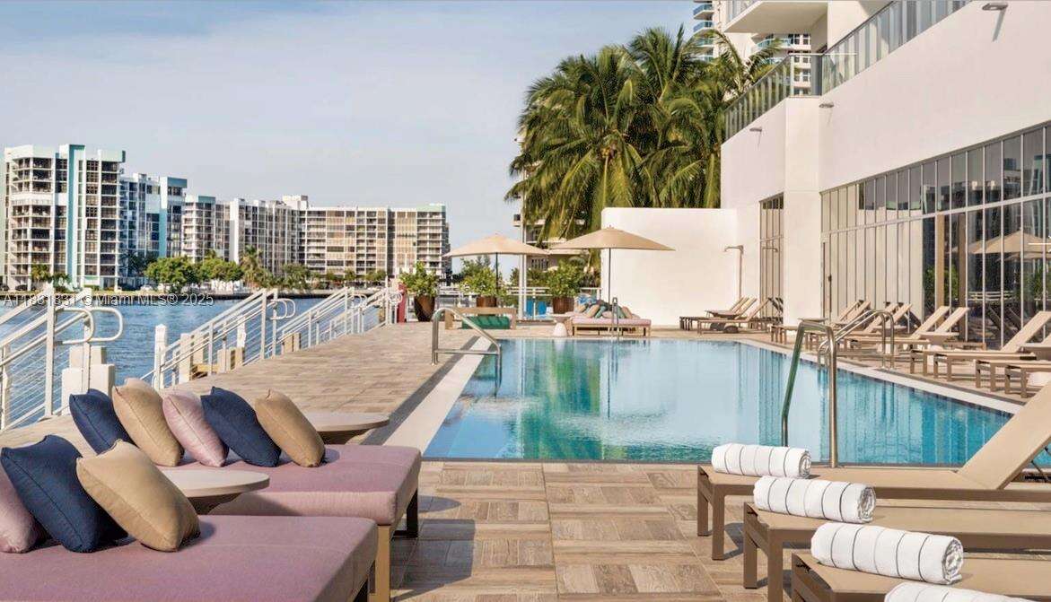 Hyde Beach House at 4010 Ocean Dr, Hollywood, FL 33019 - For Sale photo 35