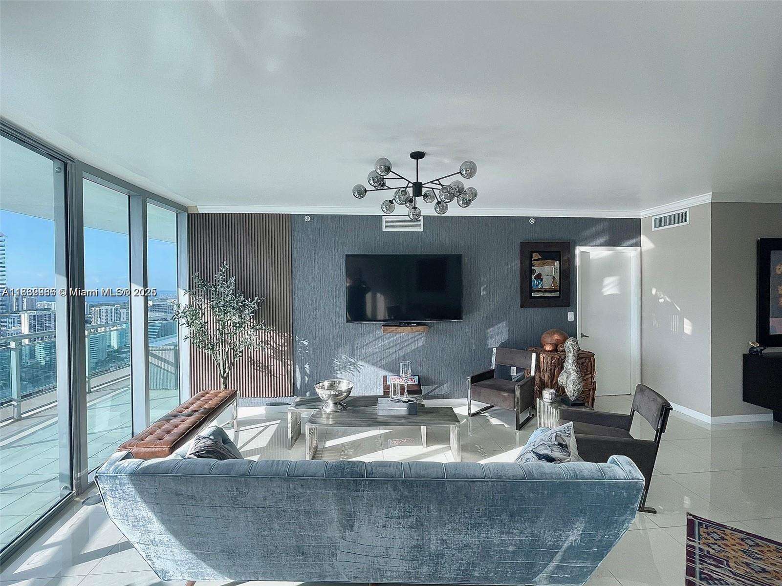 Wind By Neo at 350 Miami Ave, Miami, FL 33130 - For Sale photo 16
