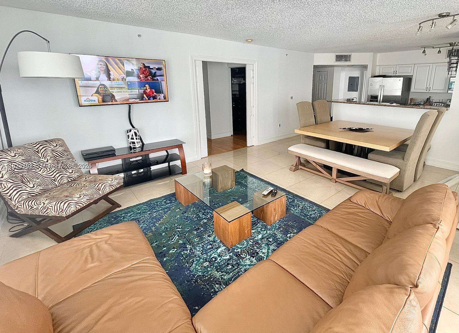 The Mark On Brickell at 1155 Brickell Bay Dr, Miami, FL 33131 - For Sale photo 2