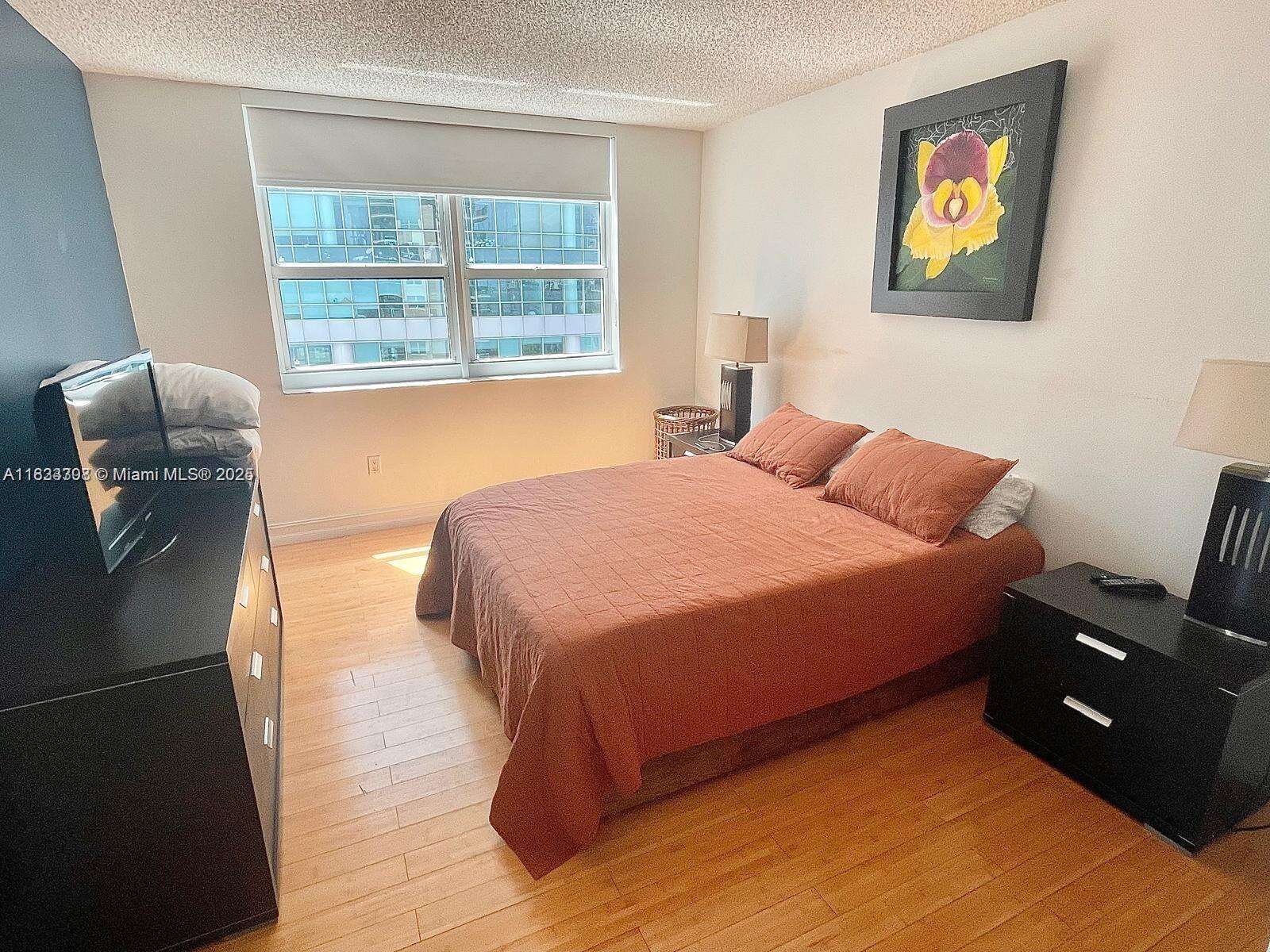 The Mark On Brickell at 1155 Brickell Bay Dr, Miami, FL 33131 - For Sale photo 3