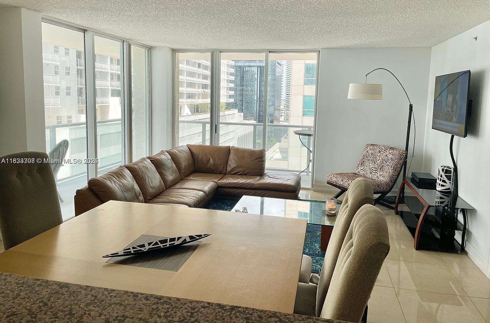 The Mark On Brickell at 1155 Brickell Bay Dr, Miami, FL 33131 - For Sale photo 6
