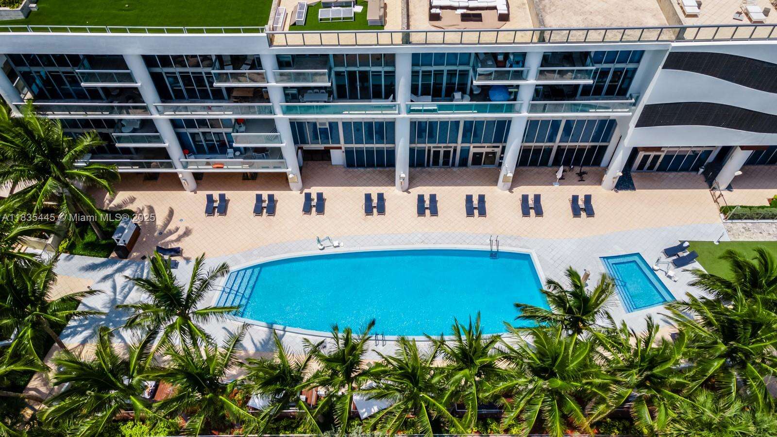 Central Carillon at 6801 Collins Ave, Miami Beach, FL 33141 - For Sale photo 14