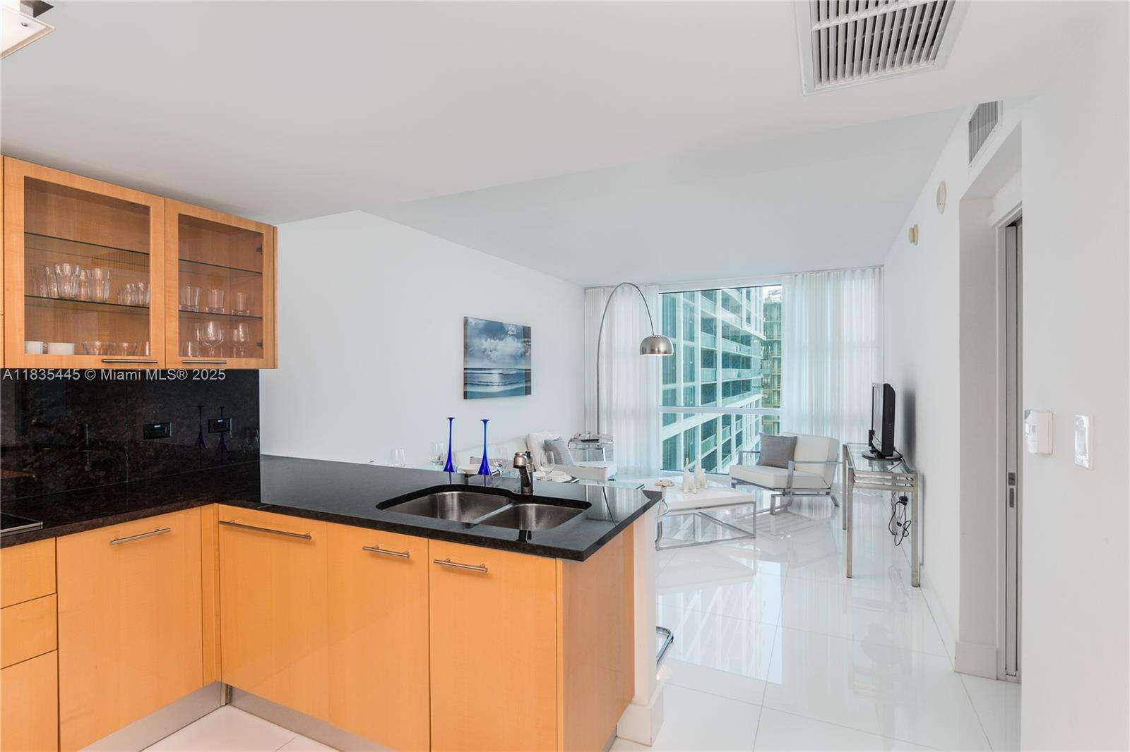 Central Carillon at 6801 Collins Ave, Miami Beach, FL 33141 - For Sale photo 3