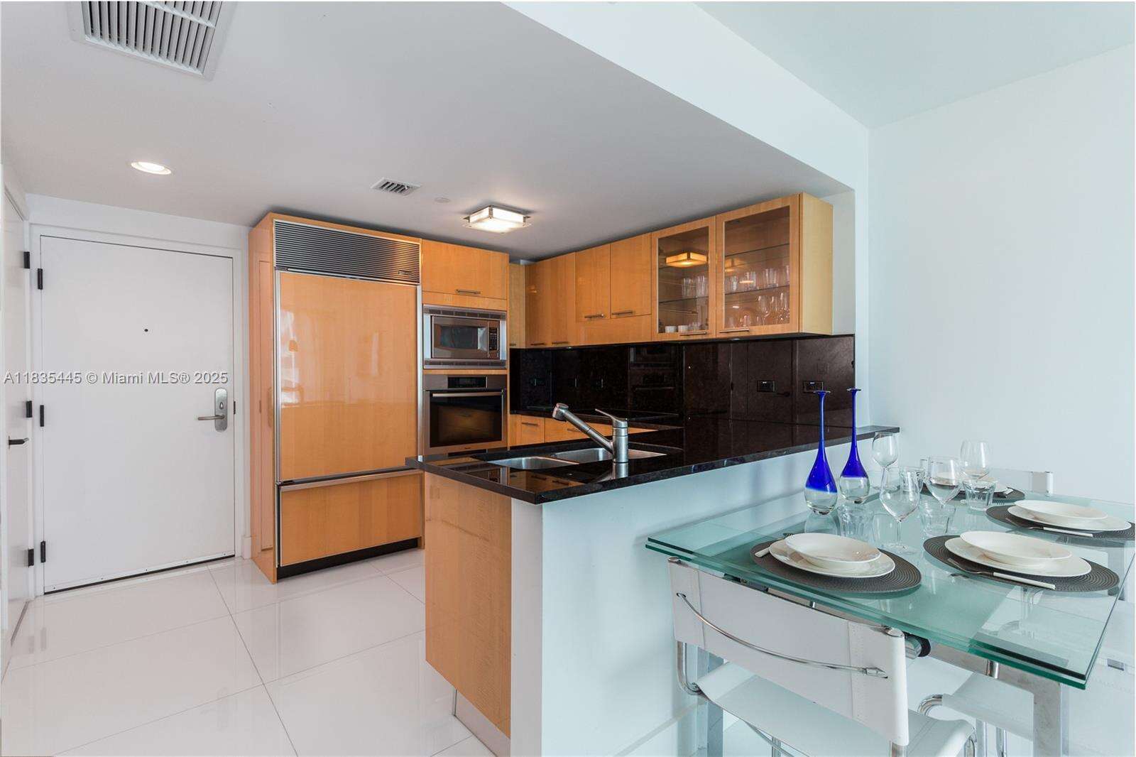 Central Carillon at 6801 Collins Ave, Miami Beach, FL 33141 - For Sale photo 5
