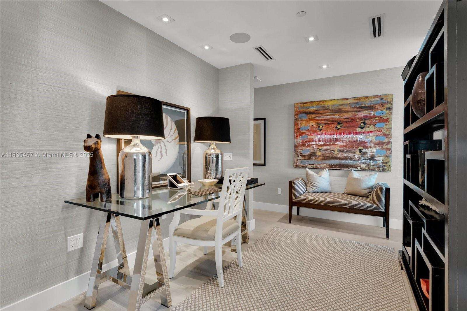 CONTINUUM ON SOUTH BEACH CONDO THE SOUTH TOWER - 100 Pointe Dr, Miami Beach, FL 33139 | Picture 18