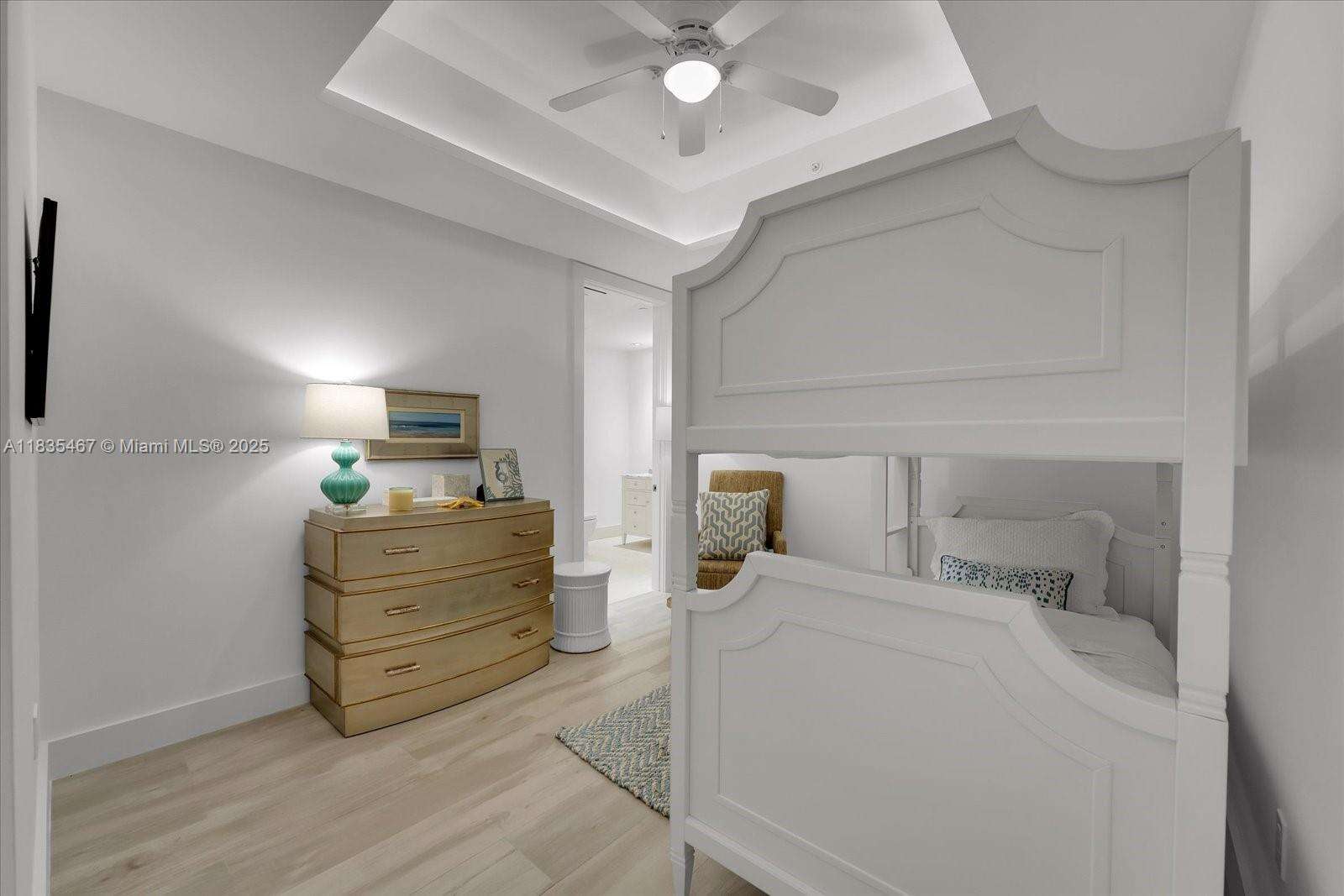 CONTINUUM ON SOUTH BEACH CONDO THE SOUTH TOWER - 100 Pointe Dr, Miami Beach, FL 33139 | Picture 29