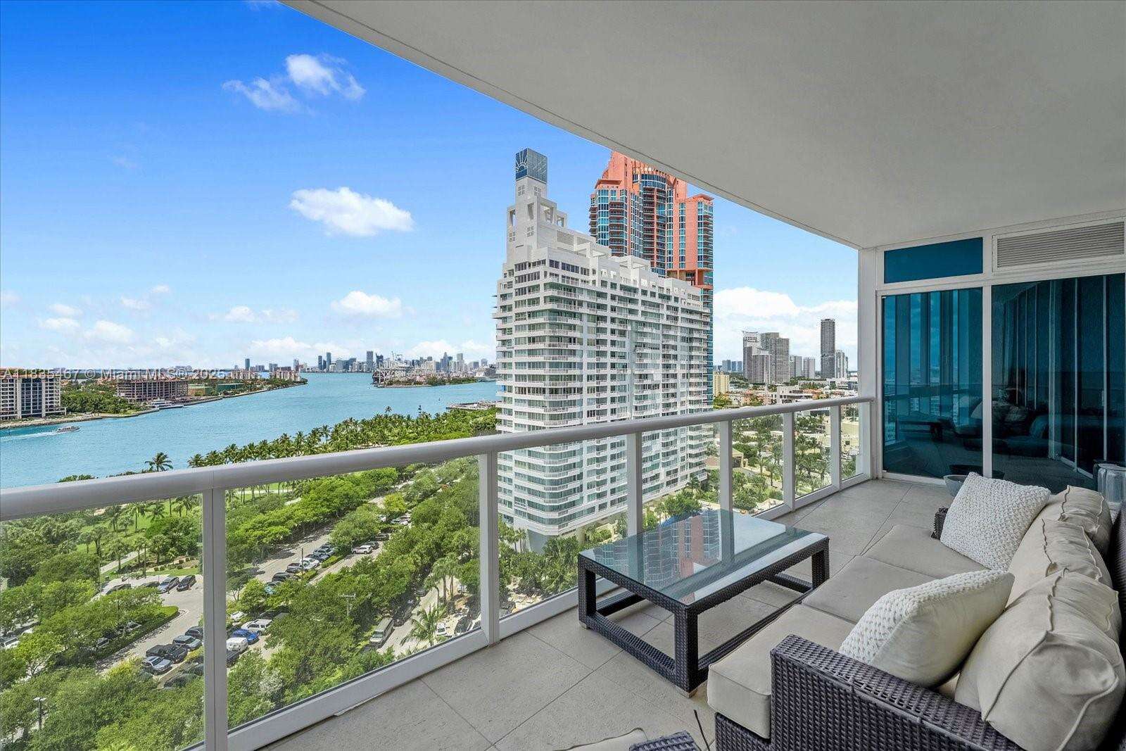 CONTINUUM ON SOUTH BEACH CONDO THE SOUTH TOWER - 100 Pointe Dr, Miami Beach, FL 33139 | Picture 37