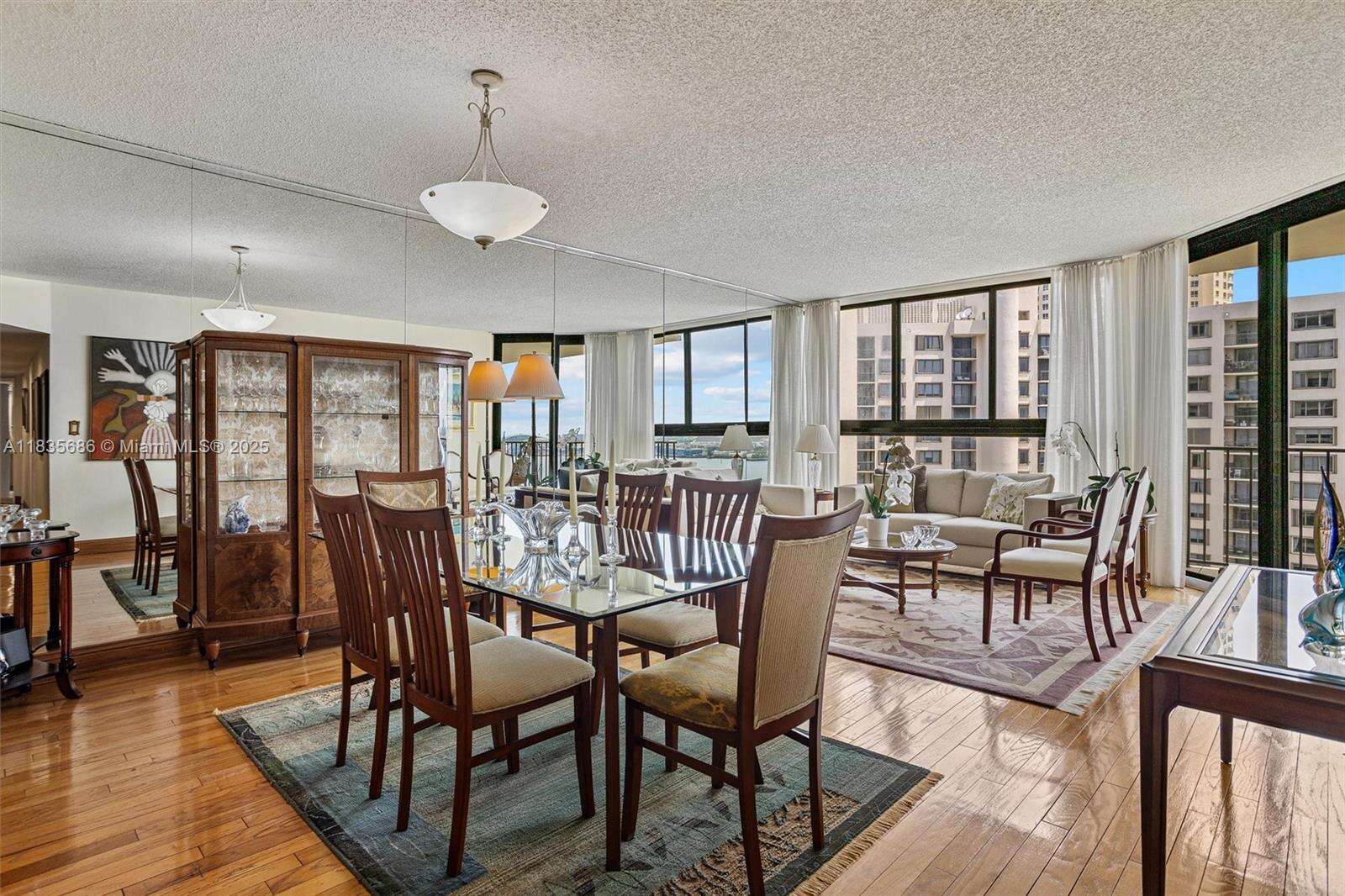 Brickell Key 1 at 520 Brickell Key Dr, Miami, FL 33131 - For Sale photo 16