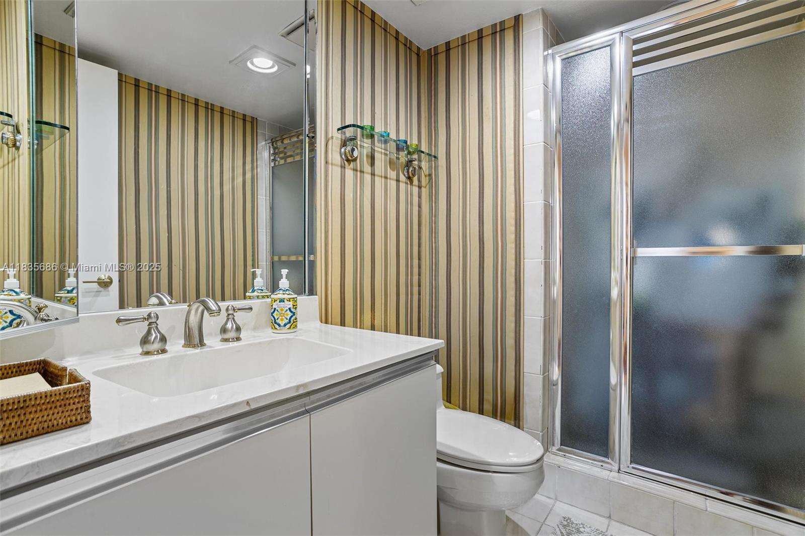 Brickell Key 1 at 520 Brickell Key Dr, Miami, FL 33131 - For Sale photo 23