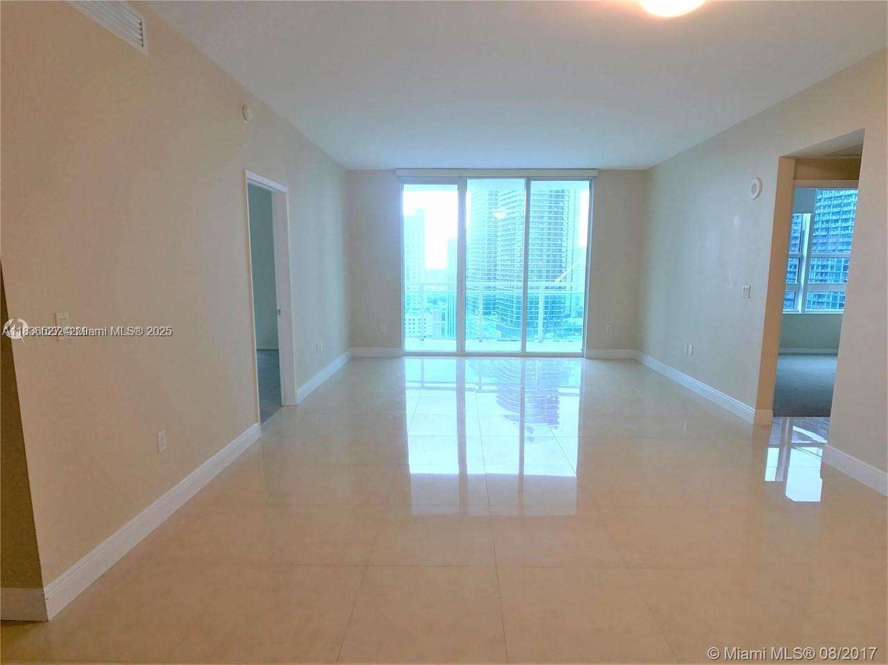 The Plaza On Brickell West at 951 Brickell Ave, Miami, FL 33131 - For Sale photo 14