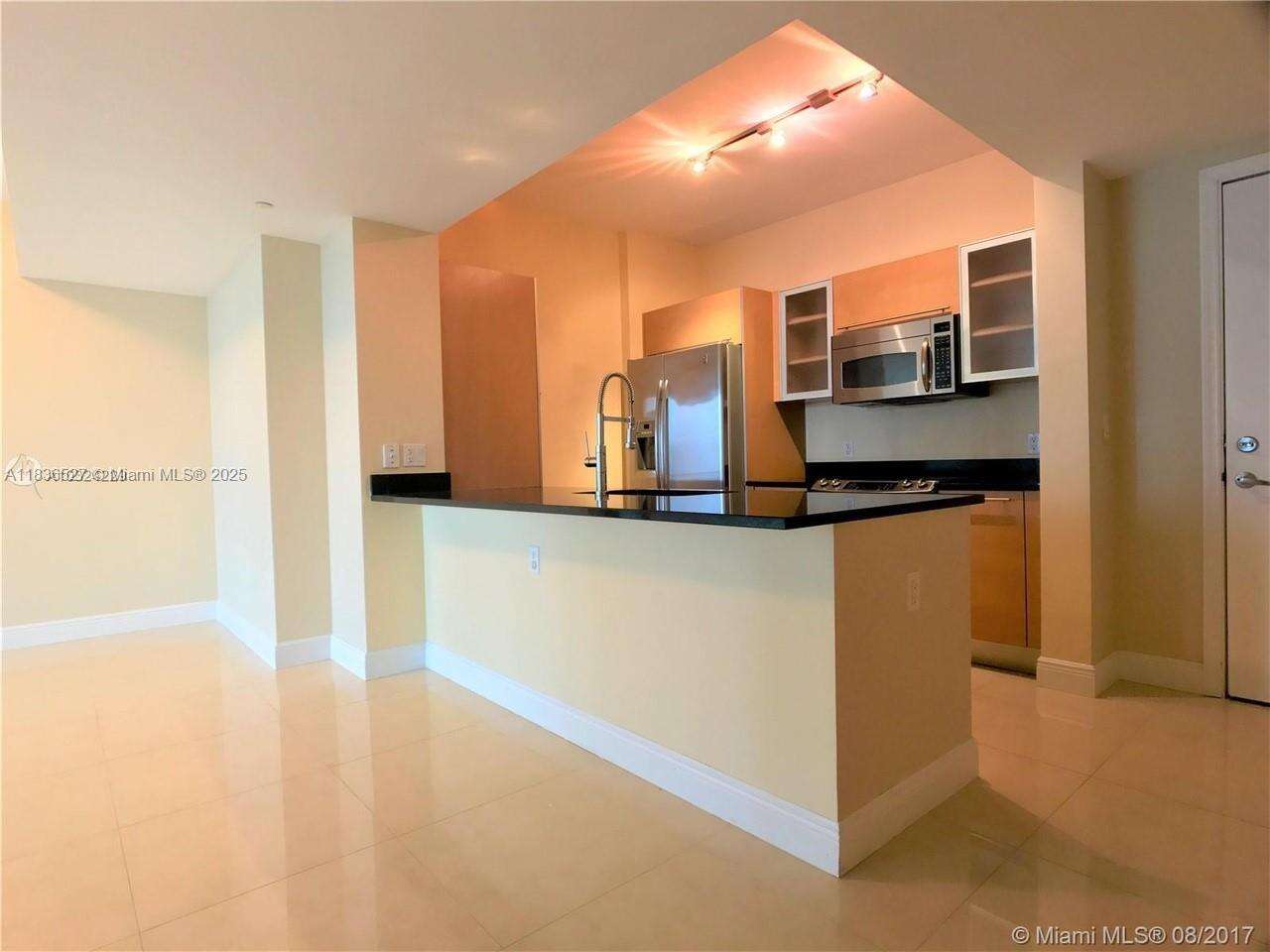 The Plaza On Brickell West at 951 Brickell Ave, Miami, FL 33131 - For Sale photo 15