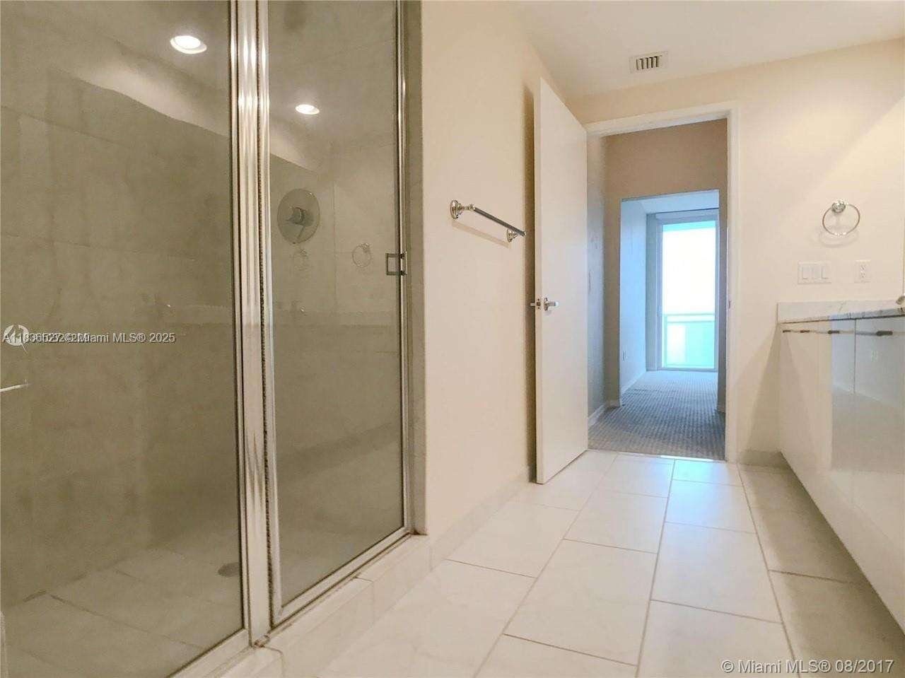 The Plaza On Brickell West at 951 Brickell Ave, Miami, FL 33131 - For Sale photo 24