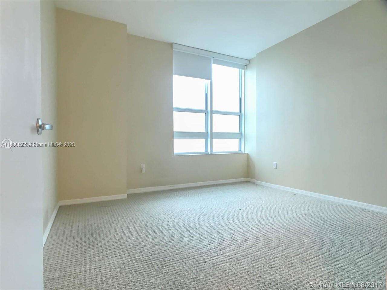 The Plaza On Brickell West at 951 Brickell Ave, Miami, FL 33131 - For Sale photo 25