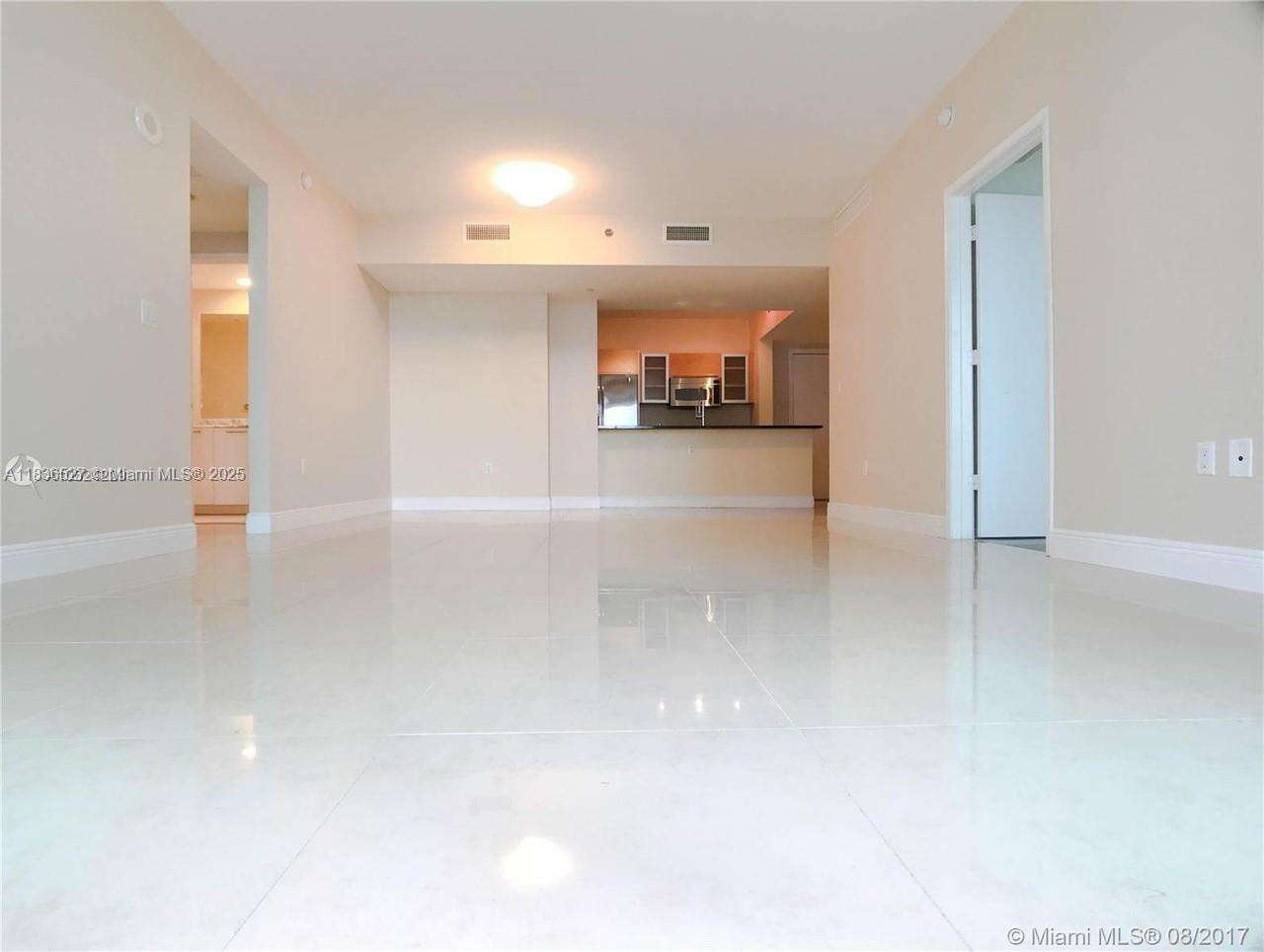 The Plaza On Brickell West at 951 Brickell Ave, Miami, FL 33131 - For Sale photo 10