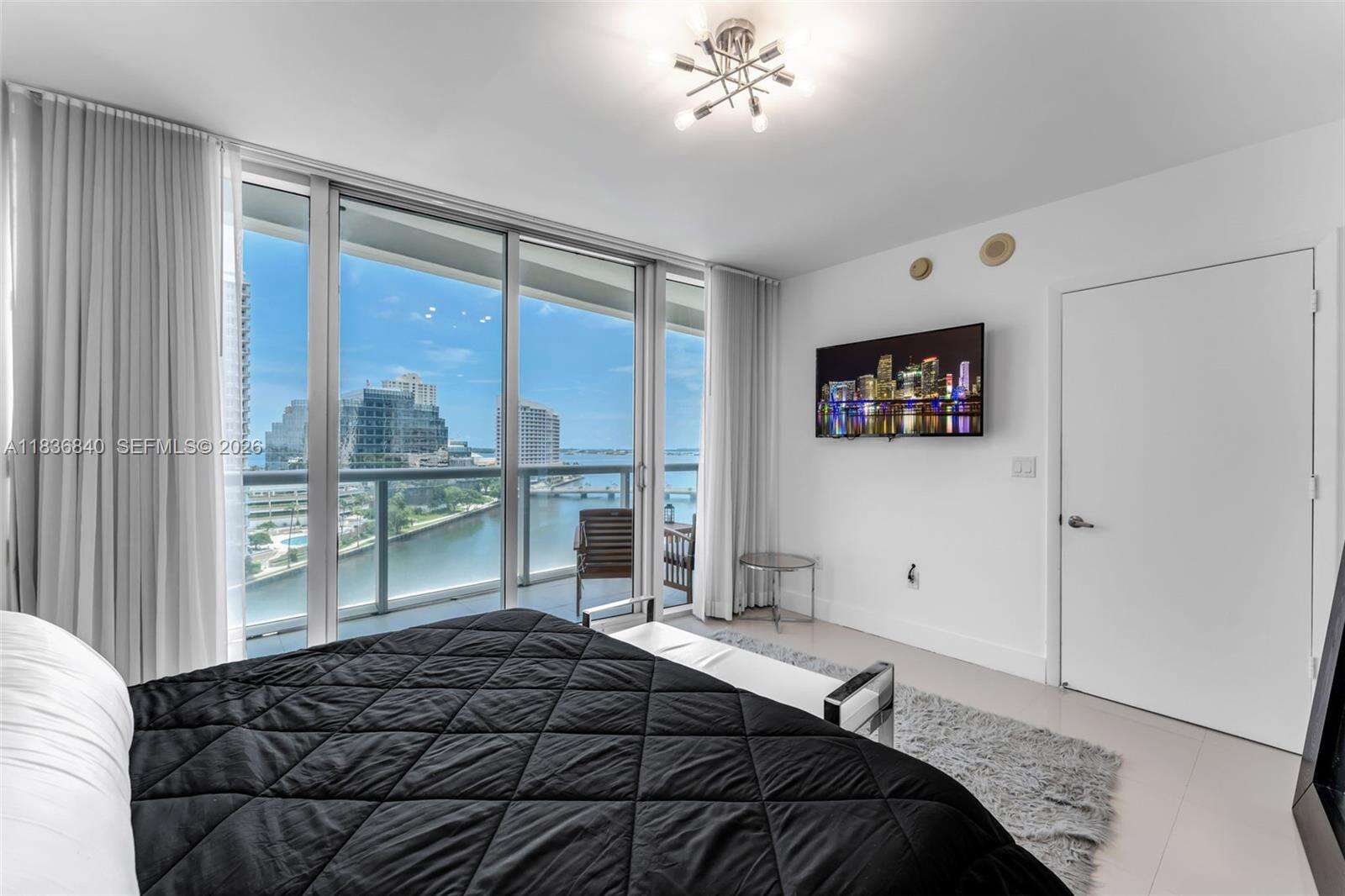 ICON BRICKELL NO TWO - 495 Brickell Ave, Miami, FL 33131 | Picture 10