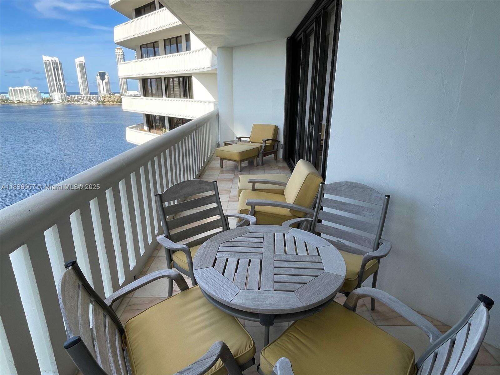 3000 ISL BLVD WILLIAMS ISL - 3000 Island Blvd, Aventura, FL 33160 | Picture 16