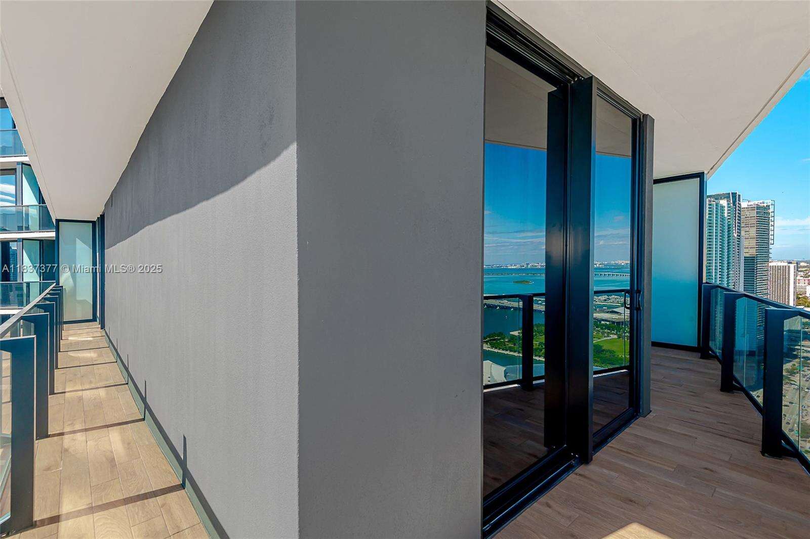 398 NE 5TH STREET - 398 5th St, Miami, FL 33132 | Picture 2