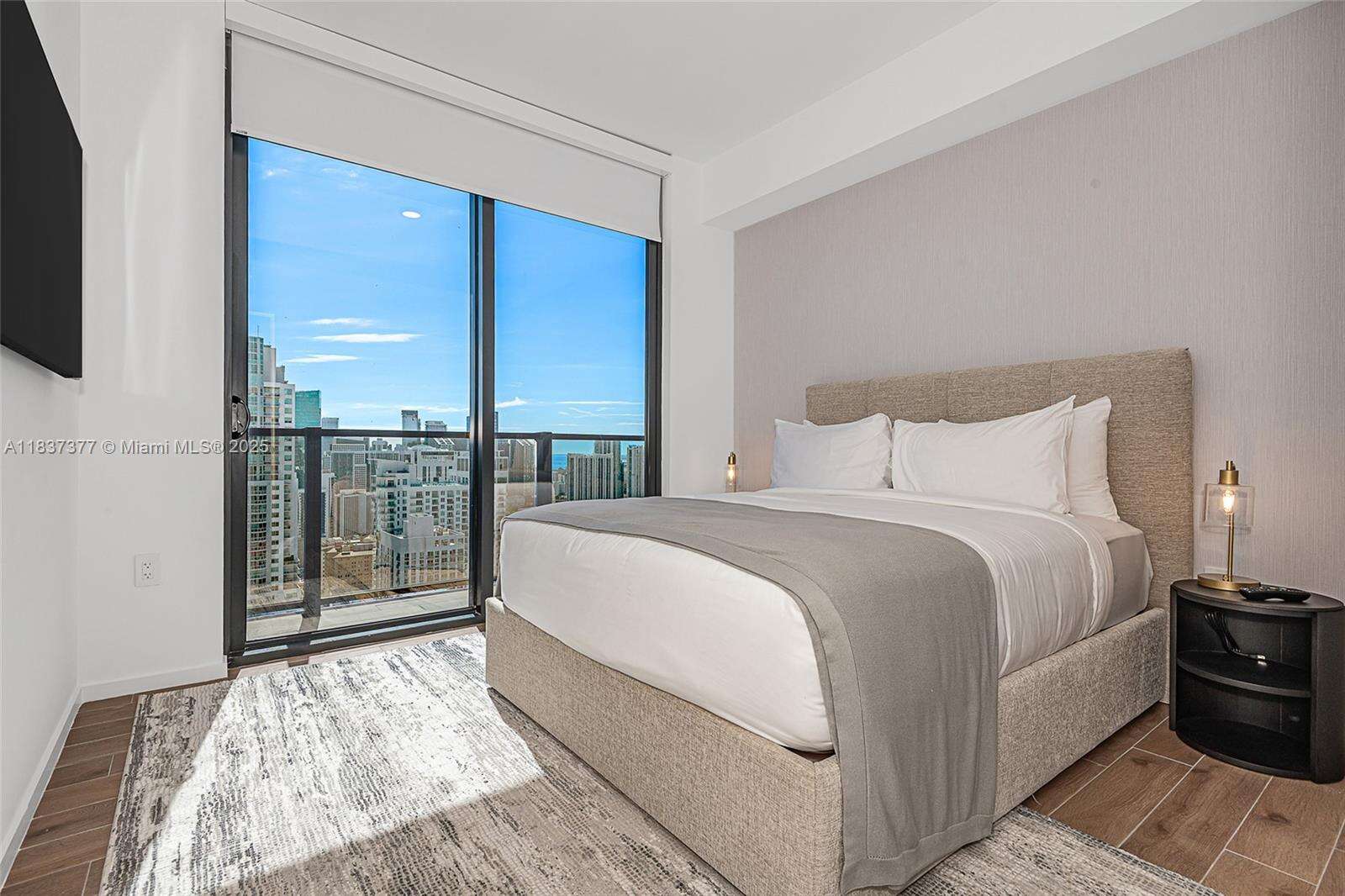 398 NE 5TH STREET - 398 5th St, Miami, FL 33132 | Picture 18