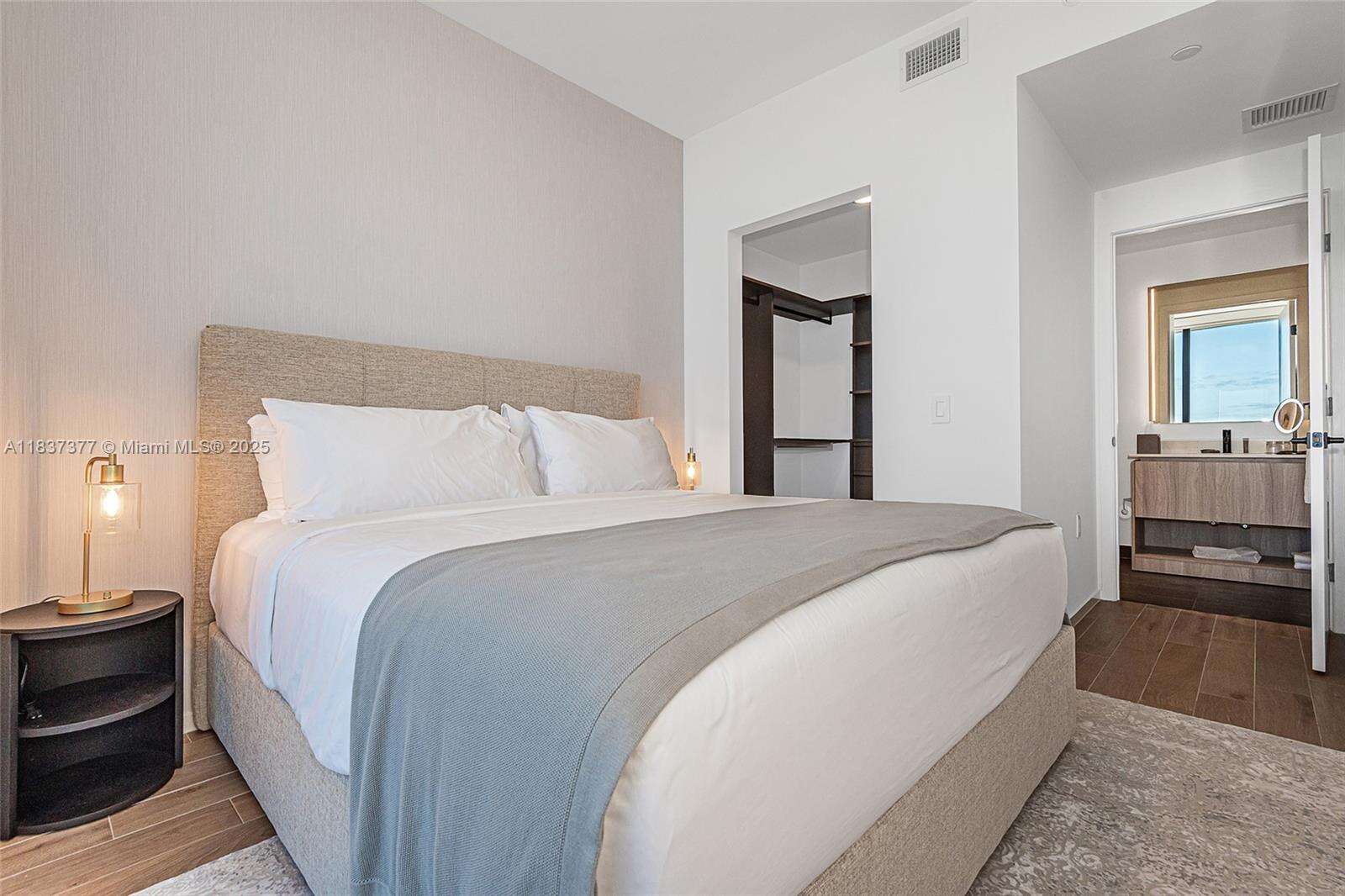 398 NE 5TH STREET - 398 5th St, Miami, FL 33132 | Picture 27